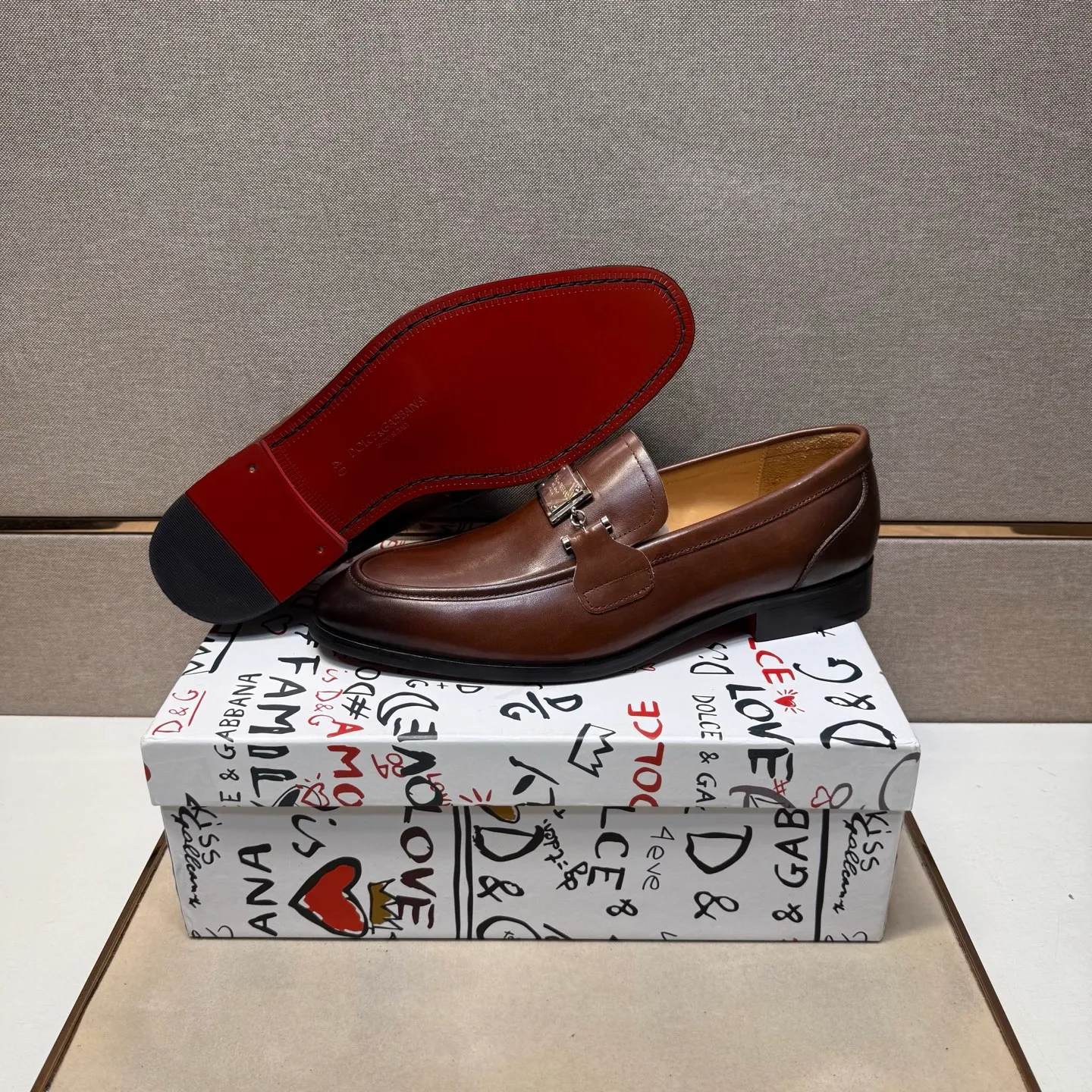 Men's men's shoes 💰pp520【DG～】Men's casual formal leather shoes 2025z cabinet sales simultaneously 🔶Size: 38-44#️⃣ 🔷2 colors🔜The upper is made of cowhide stitching ➕Cowhide lining, comfortable and breathable, sole: original comfortable, wear-resistant and non-slip outsole, ⚠️real thing📱photographed🎬real thing is better📢📢📢